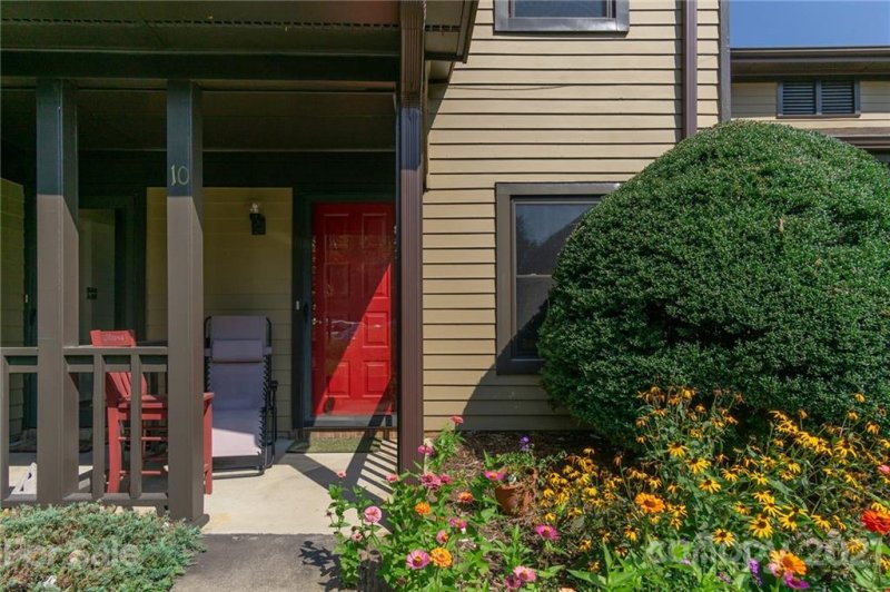 Property image 3 at 16 Spears Avenue, Asheville, NC 28801