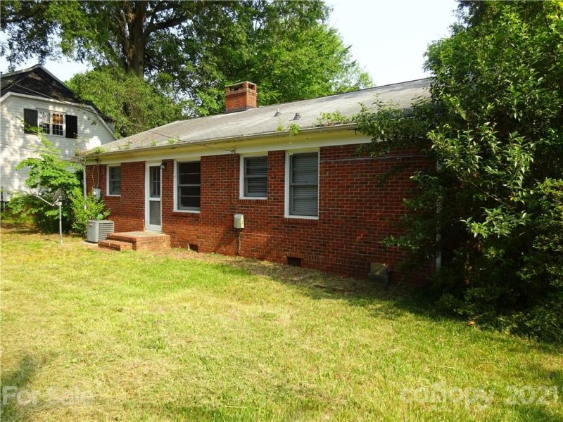 Property image 5 at 2127 Sharon Avenue, Charlotte, NC 28211