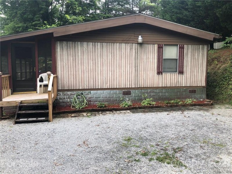 Property image 3 at 45 Arthur Drive, Balsam Grove, NC 28708