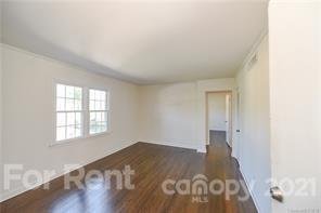 Property image 3 at 920 Mcalway Road, Charlotte, NC 28211
