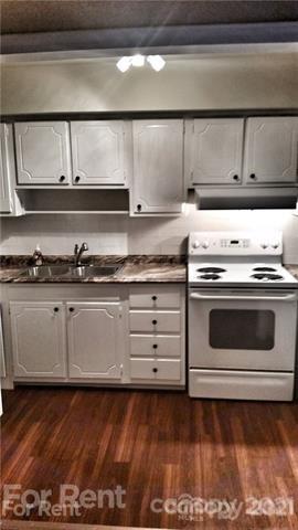 Property image 5 at 920 Mcalway Road, Charlotte, NC 28211