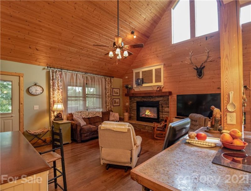 Property image 2 at 272 Appaloosa Trail, Burnsville, NC 28714