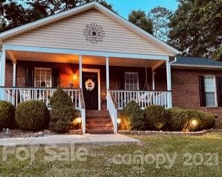 Property image 3 at 1868 Redberry Lane, Conover, NC 28613