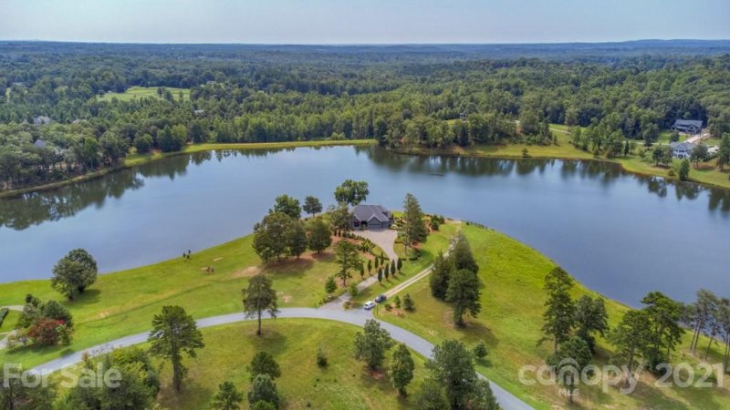 Property image 3 at 984 Mapleton Lane, Columbus, NC 28722