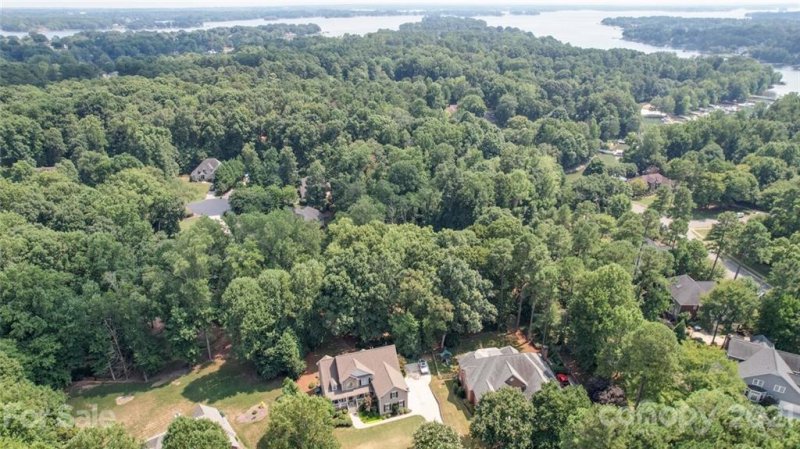 Property image 2 at 116 Mussel Lane, Mooresville, NC 28117