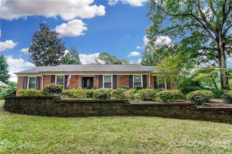 Property image 2 at 1518 Clarendon Place, Rock Hill, SC 29732