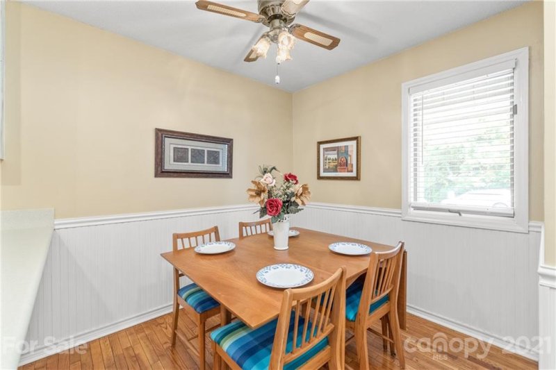 Property image 3 at 100 Willow Run Drive, Gastonia, NC 28056