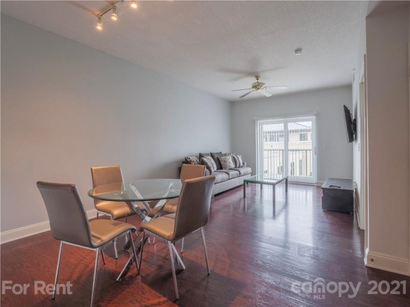 Property image 2 at 721 Governor Morrison Street, Charlotte, NC 28211