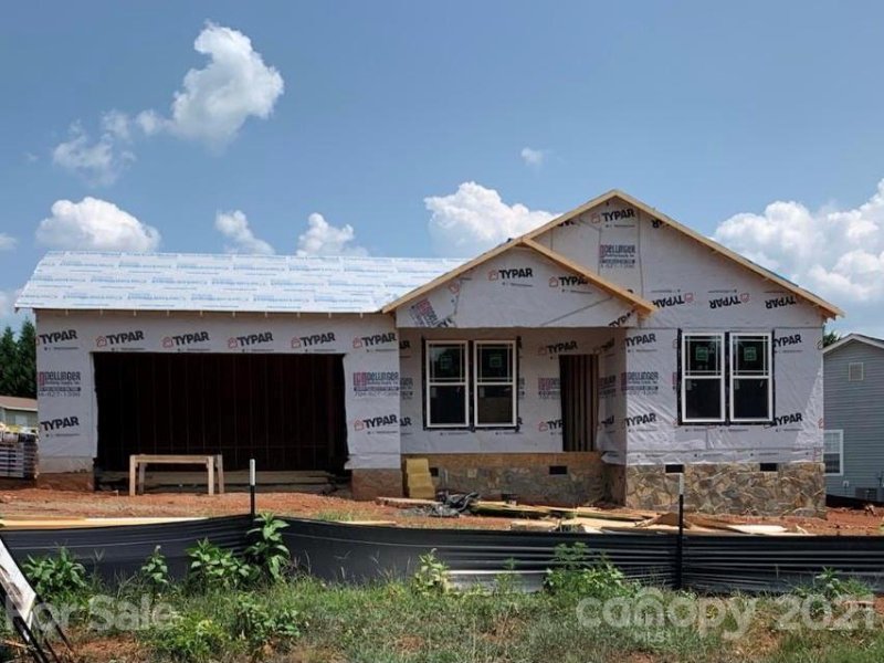 1515 Farmington Hills Drive