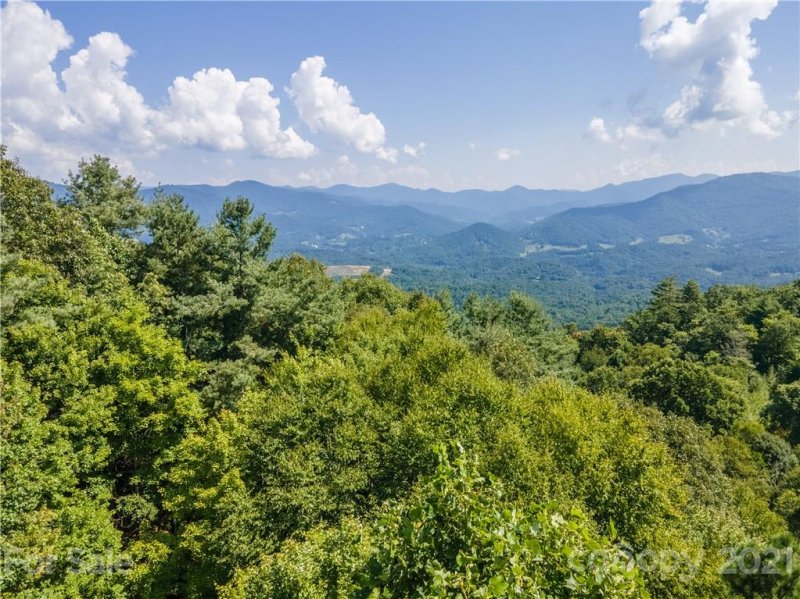 Property image 4 at 111 Digging Seng Trail, Waynesville, NC 28785