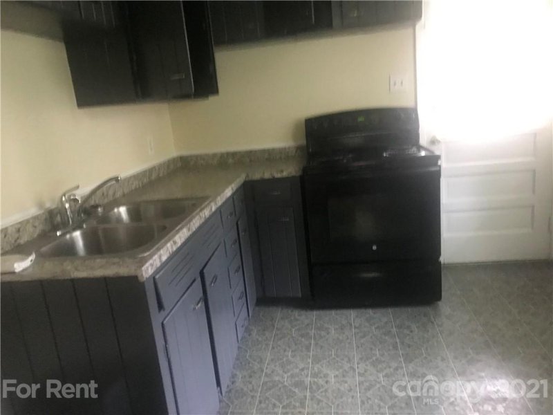 Property image 3 at 1445 Academy Street, Charlotte, NC 28205