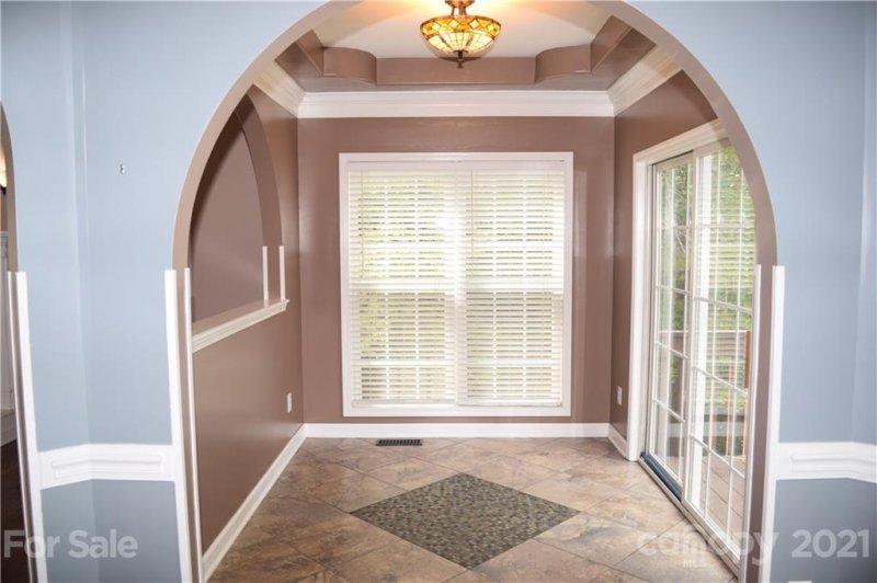 Property image 3 at 5665 Crown Terrace, Hickory, NC 28601