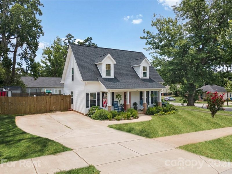 Property image 2 at 63 Sierra Street, Belmont, NC 28012