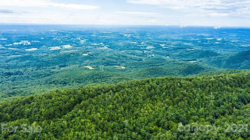 Property image 4 at 2184 Pine Mountain Drive, Connelly Springs, NC 28612