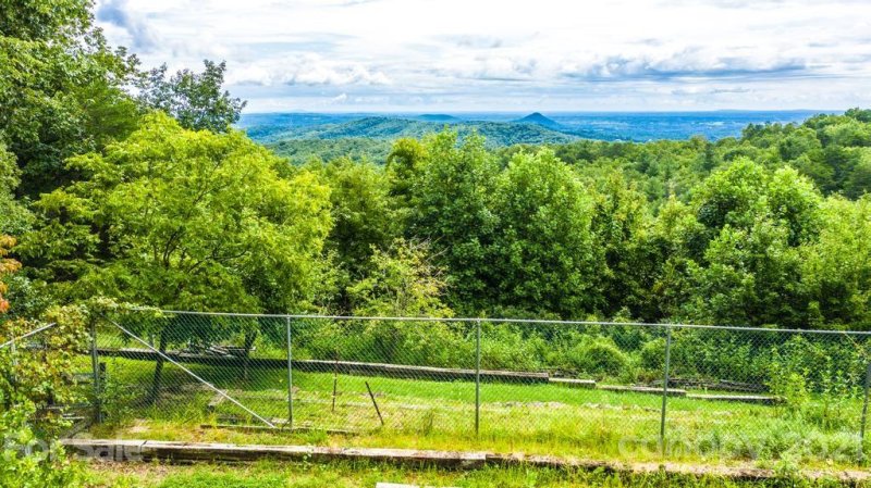 Property image 5 at 2184 Pine Mountain Drive, Connelly Springs, NC 28612