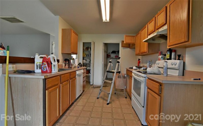 Property image 4 at 516 Gentle Breeze Lane, Rock Hill, SC 29730
