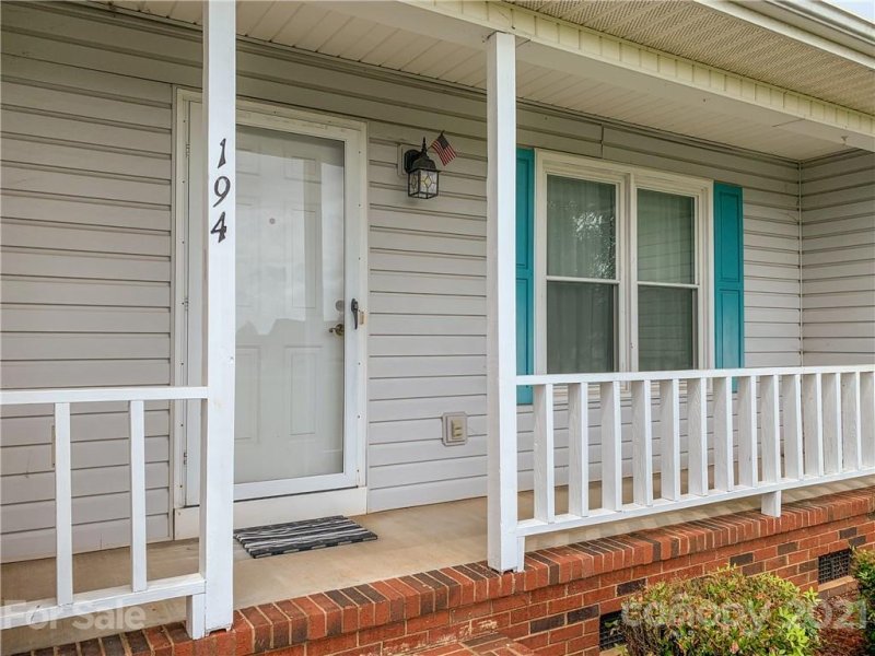 Property image 2 at 194 Doe Trail Lane, Statesville, NC 28625