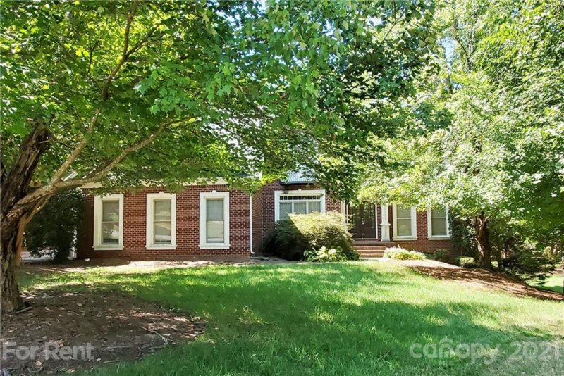 Property image 2 at 11805 Prestmoor Court, Charlotte, NC 28262