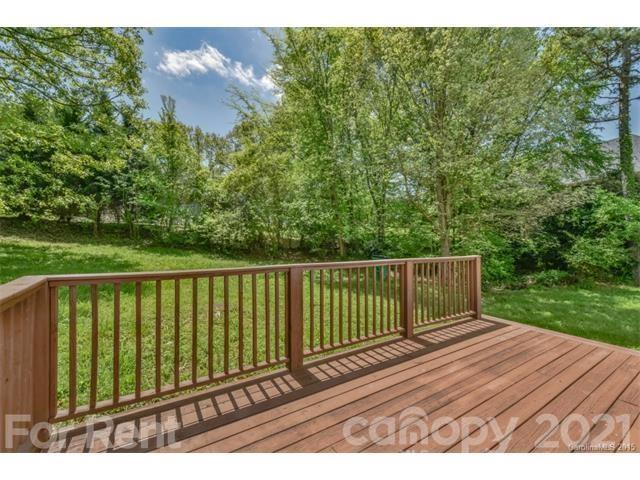 Property image 5 at 6807 Ridge Haven Lane, Charlotte, NC 28277