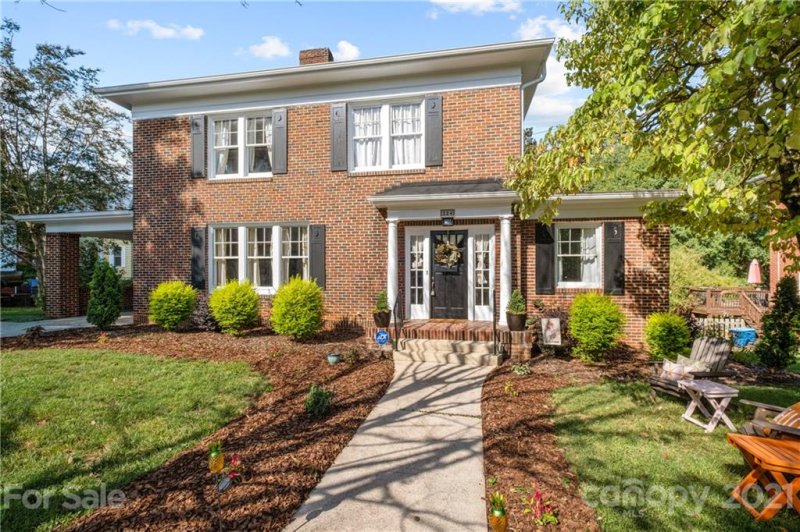 Property image 2 at 324 W Thomas Street, Salisbury, NC 28144