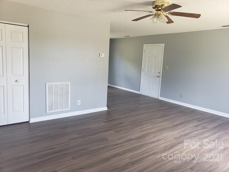 Property image 3 at 2184 Jenkins Printing Drive, Newton, NC 28658