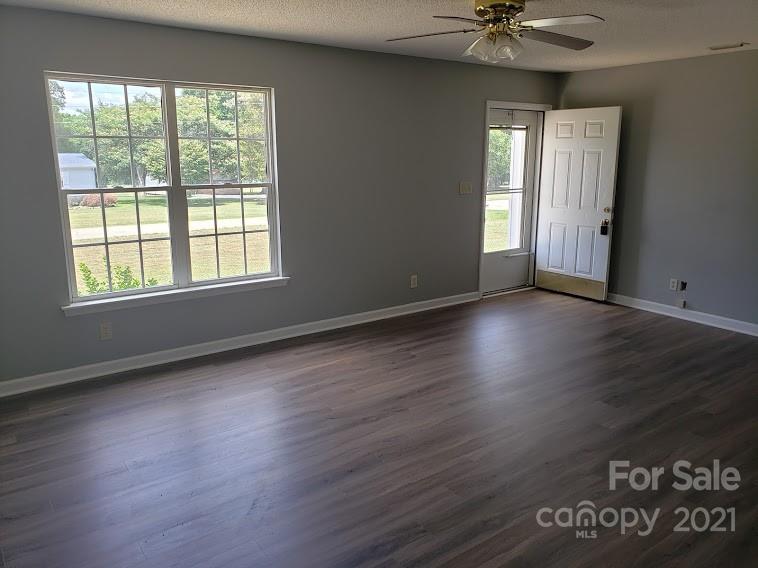 Property image 5 at 2184 Jenkins Printing Drive, Newton, NC 28658