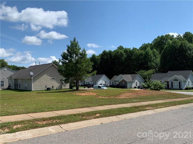 Property image 3 at 2501 Barkers Ridge Drive, Bessemer City, NC 28016