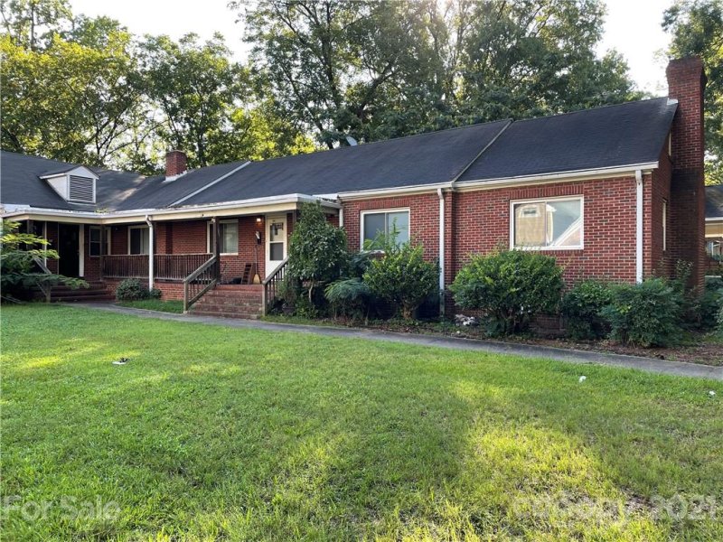 Property image 2 at 320 Sylvania Avenue, Charlotte, NC 28206