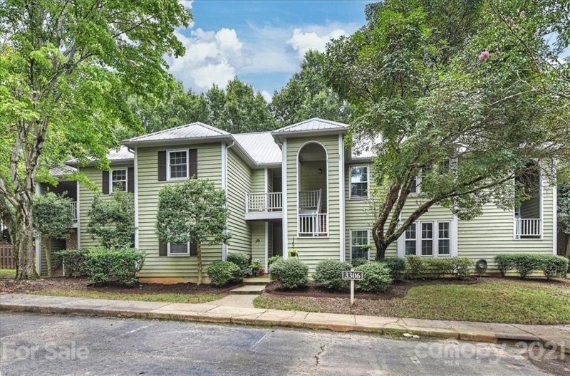 3306 Selwyn Farms Lane