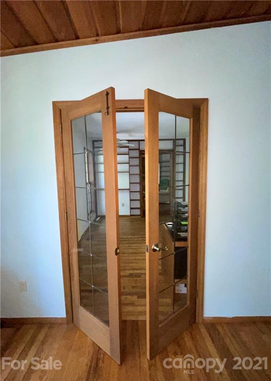 Property image 2 at 11 Sheppard Drive, Asheville, NC 28806