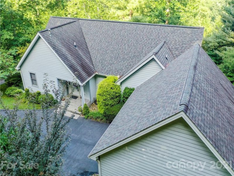 Property image 2 at 5 Wallington Court, Flat Rock, NC 28731