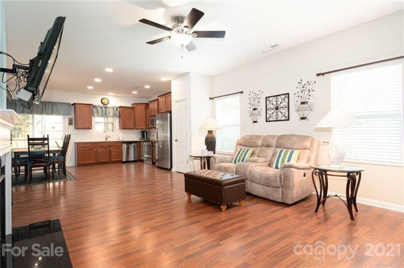 Property image 5 at 13204 Hunting Birds Lane, Charlotte, NC 28278