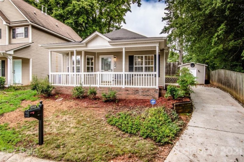 Property image 2 at 524 Jakes Ridge, Mooresville, NC 28115