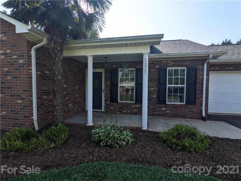 Property image 2 at 5033 Stetson Lane, Claremont, NC 28610