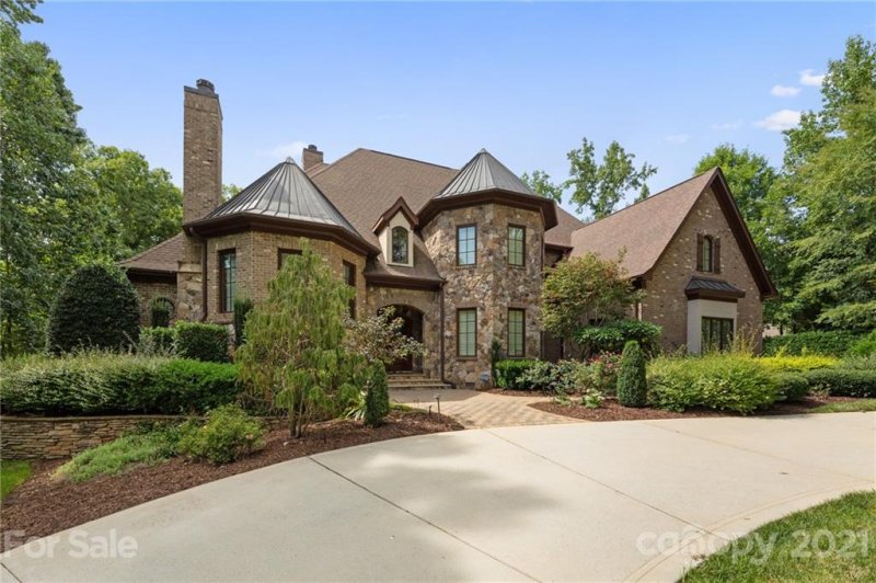 Property image 2 at 1205 Parkhill Court, Matthews, NC 28104