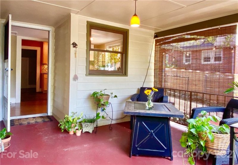 Property image 2 at 609 2nd Street, Hickory, NC 28601