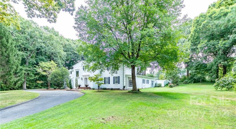 Property image 2 at 1025 Woodland Drive, Gastonia, NC 28054