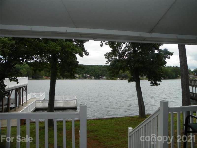 Property image 5 at 762 Pinehaven Drive, New London, NC 28127