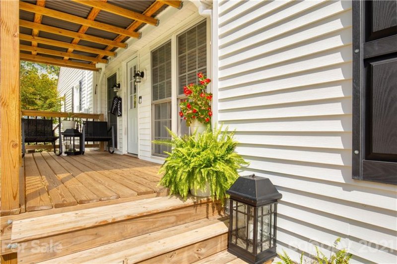 Property image 4 at 961 Confederate Avenue, Lancaster, SC 29720