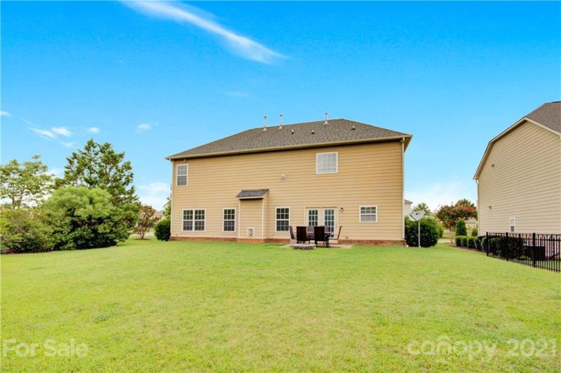 Property image 3 at 3000 Emerson Lane, Indian Trail, NC 28079