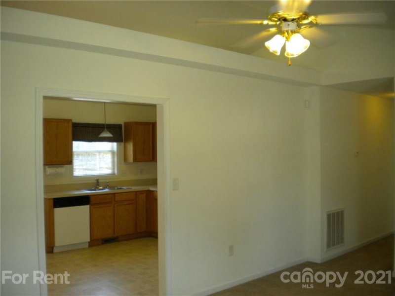 Property image 4 at 3576 Seminole Drive, Maiden, NC 28650