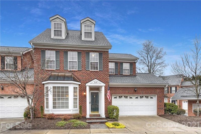 9150 Bonnie Briar Circle