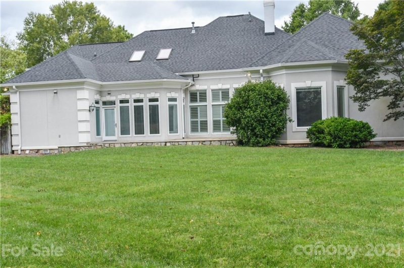 Property image 3 at 8901 Dove Stand Lane, Charlotte, NC 28226