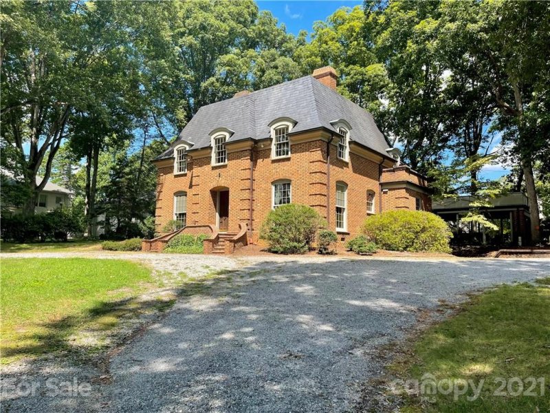 Property image 5 at 1485 6th Street Circle, Hickory, NC 28601