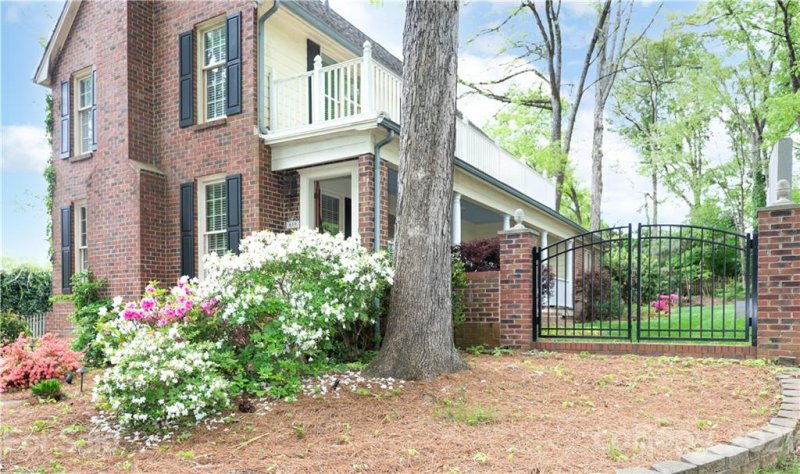 Property image 4 at 819 Willowhaven Court, Rock Hill, SC 29732