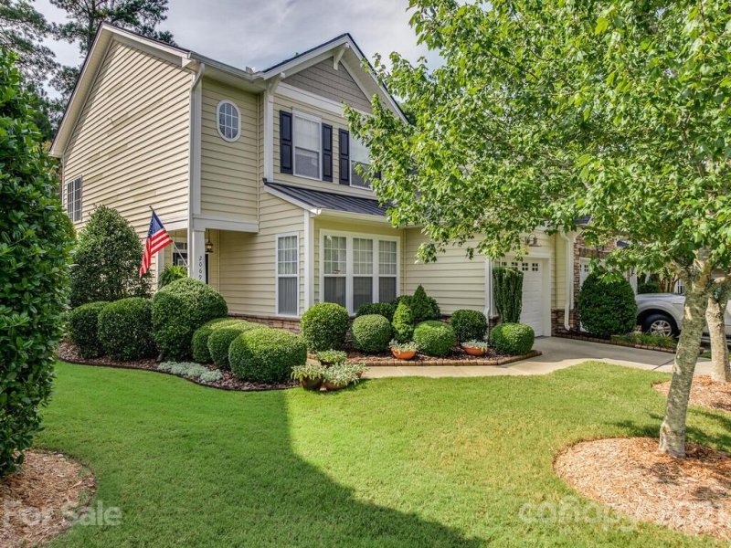 2069 Calloway Pines Drive