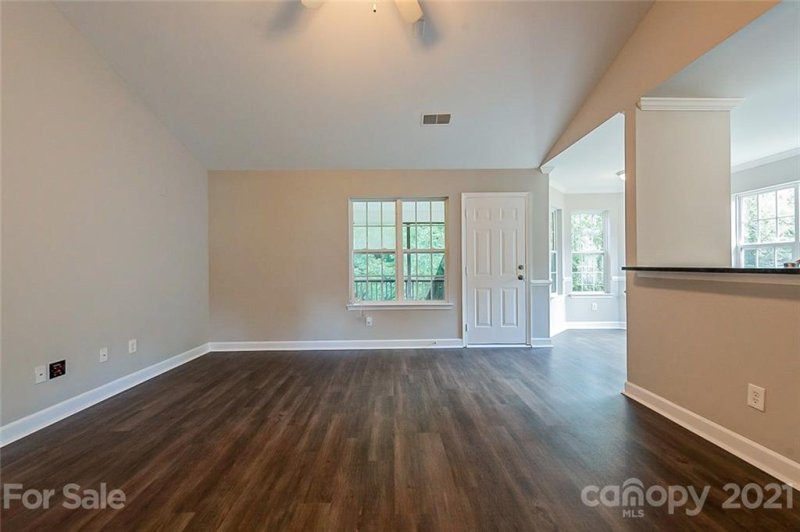 Property image 3 at 1335 Spring View Court, Rock Hill, SC 29732