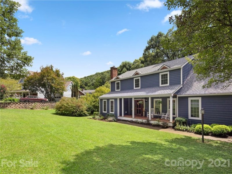 Property image 4 at 205 Woodland Court, Black Mountain, NC 28711