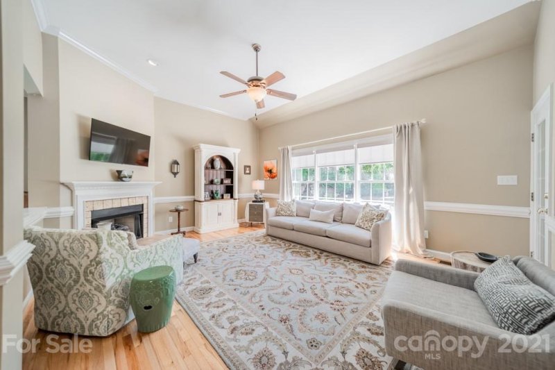 Property image 5 at 203 Windemere Isle Road, Statesville, NC 28677