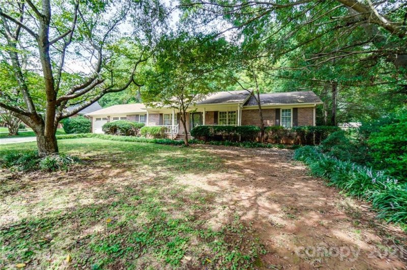 Property image 2 at 23 Bowen Drive, Belmont, NC 28012